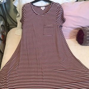 LULAROE CARLY XS Gently Worn